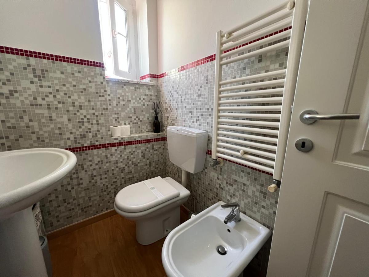 Ferienwohnung Silenzioso Loft A Due Passi Dal Viale Cuneo Exterior foto