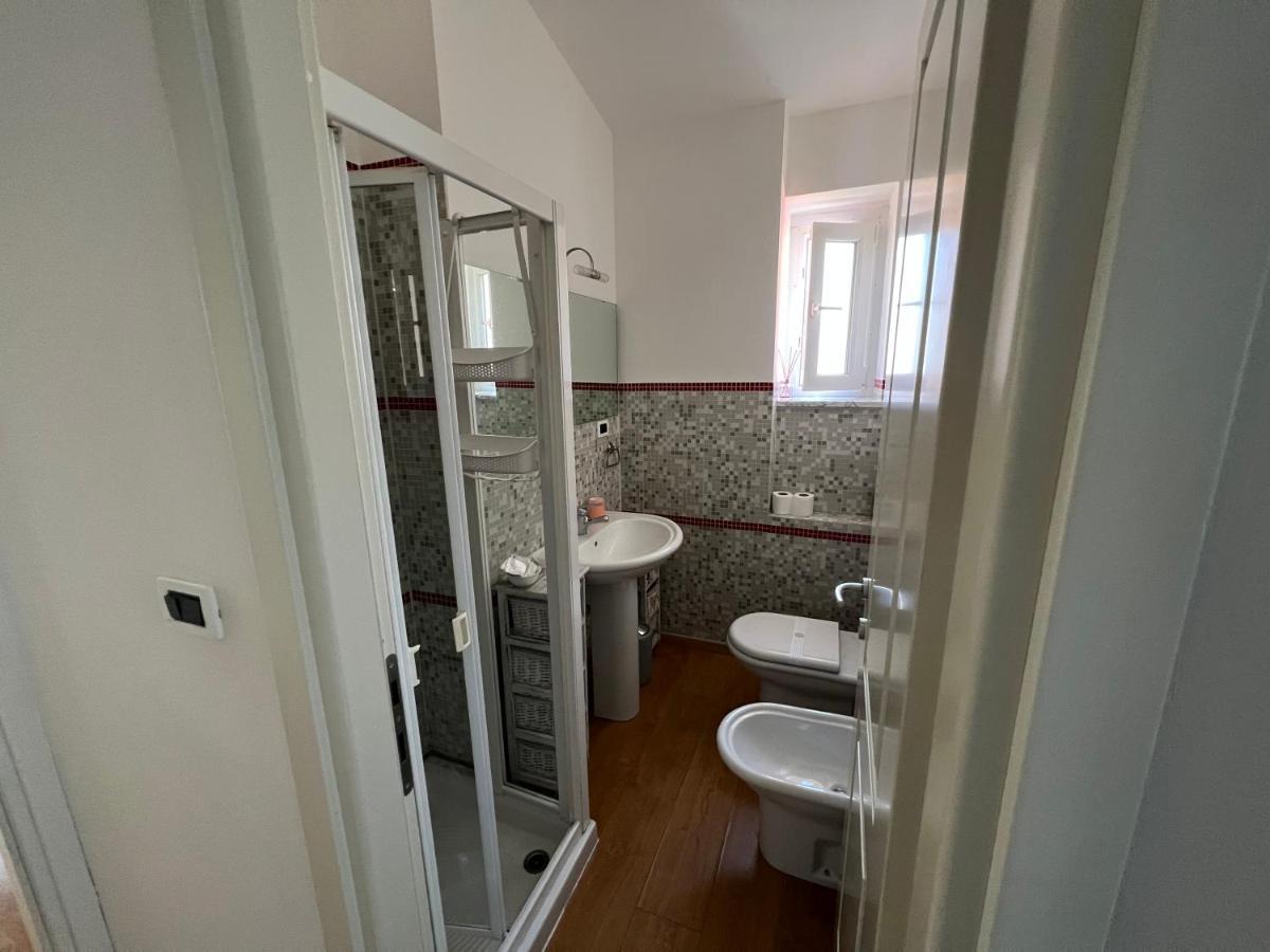 Ferienwohnung Silenzioso Loft A Due Passi Dal Viale Cuneo Exterior foto